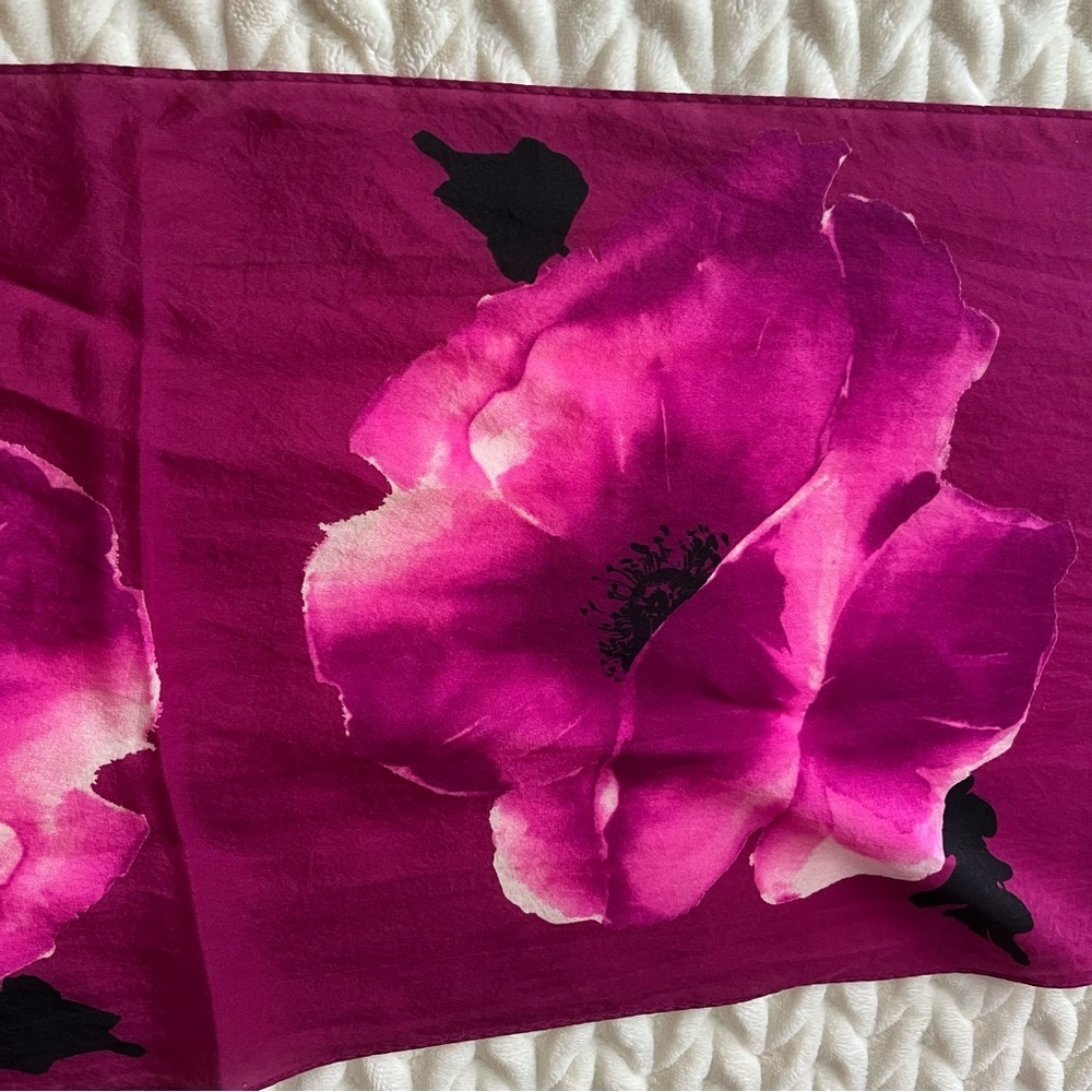 Oscar de la Renta vintage Silk Satin Floral Poppy Fuchsia Pink Scarf Wrap oblong - Picture 6 of 8